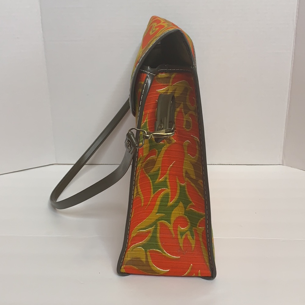Vintage 70’s Bag | Orange Front Locking Retro Bag | Throwback Decor Carry Case - Picture 5 of 11